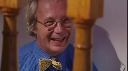 Killen gjorde sitt bästa för sin älskade porr äldre att ha en anal orgasm