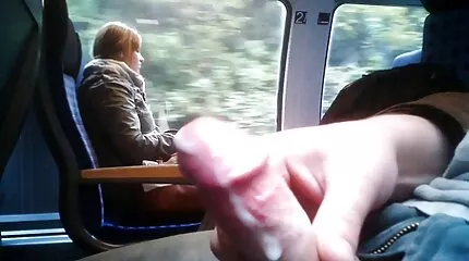 Knullad i naturen thaimassage video i skogen infödda dotter efter Avsugning