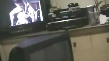 Tonåring xxx svensk porr Lesbiska vet hur man orgasmer