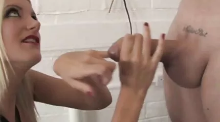 Killen fyllde Ung svensk porn video Blond slits med hans sperma