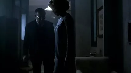 Killen filmade och sätta på nätet jävla med en puma swede filmer ung Asiatisk Kvinna